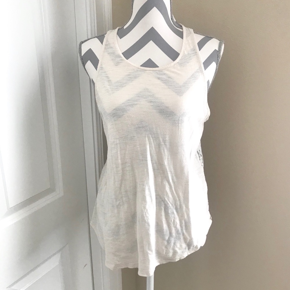 💖3 for $20!💖 Lucky Brand Lace Back Tank